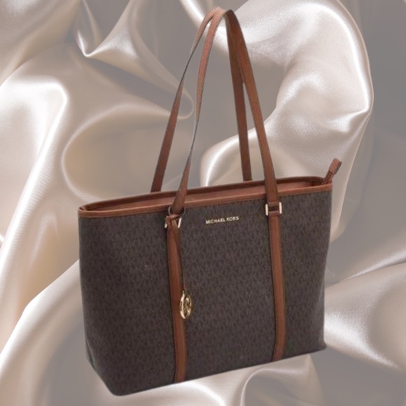 Michael Kors Handbags - Michael Kors Jet Set Signature Tote • Large • Brown/Acorn